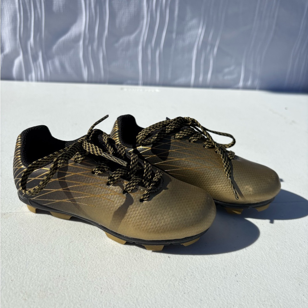 DSG brand soccer cleats shoes gold youth little kids toddler size 8